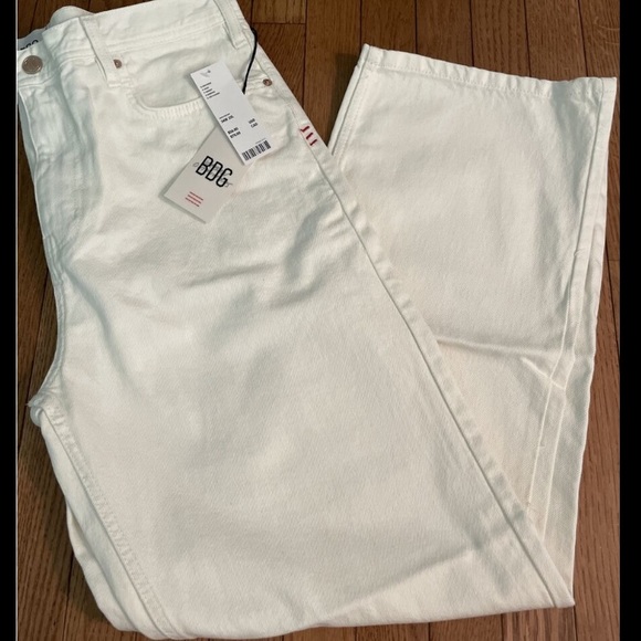 NWOT BDG Skate Fit Jeans in perfect condition - Picture 3 of 8